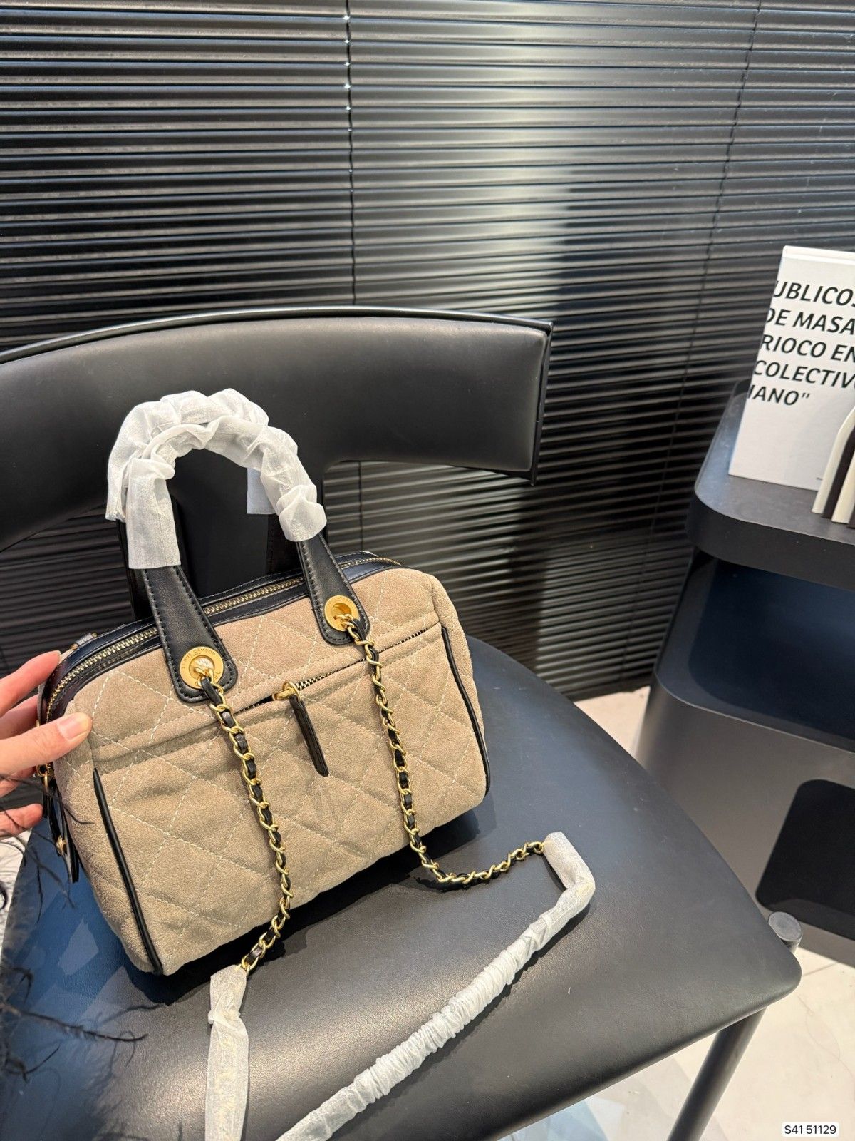 シャネル ショルダーバッグ 可愛い 高級感 A31755