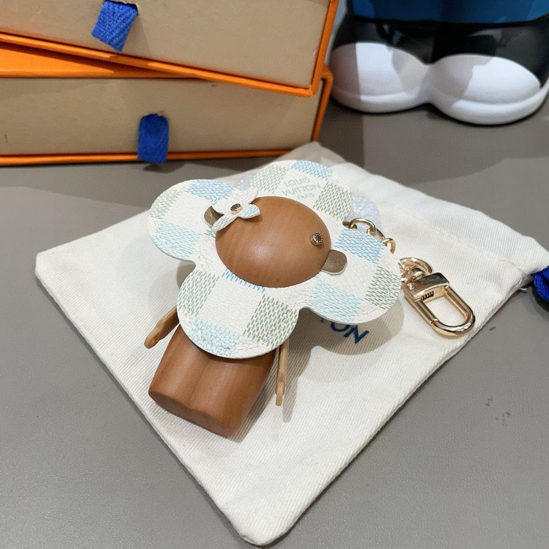 ルイヴィトン ヴィヴィエンヌ キーホルダー バッグチャーム 可愛い A31788