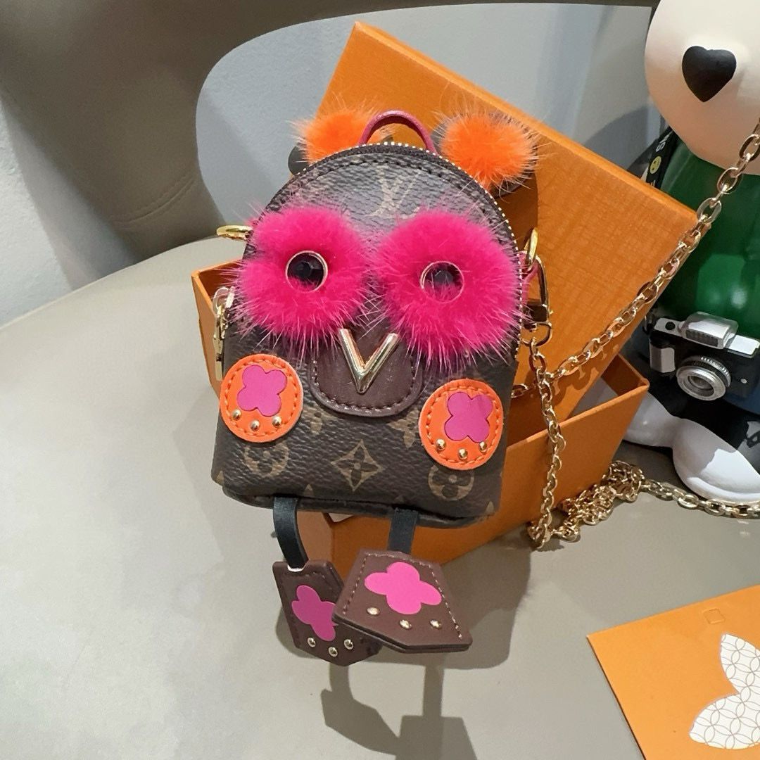 ルイヴィトン キーホルダー バッグチャーム ミニバッグ 可愛い A31786
