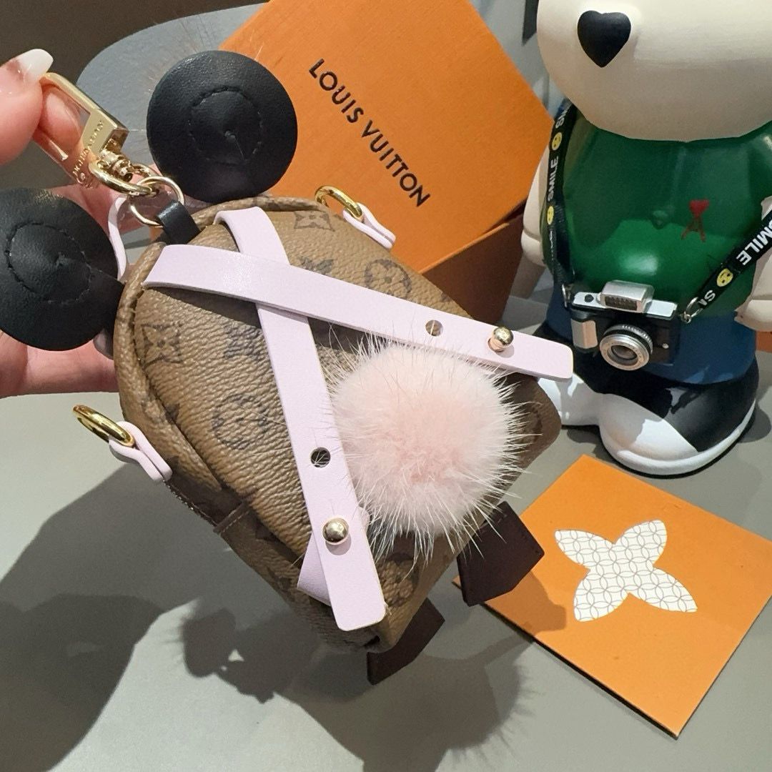 ルイヴィトン キーホルダー バッグチャーム ミニバッグ 可愛い A31786
