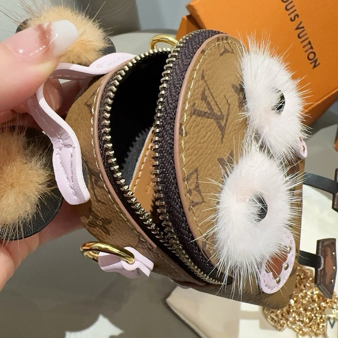 ルイヴィトン キーホルダー バッグチャーム ミニバッグ 可愛い A31786