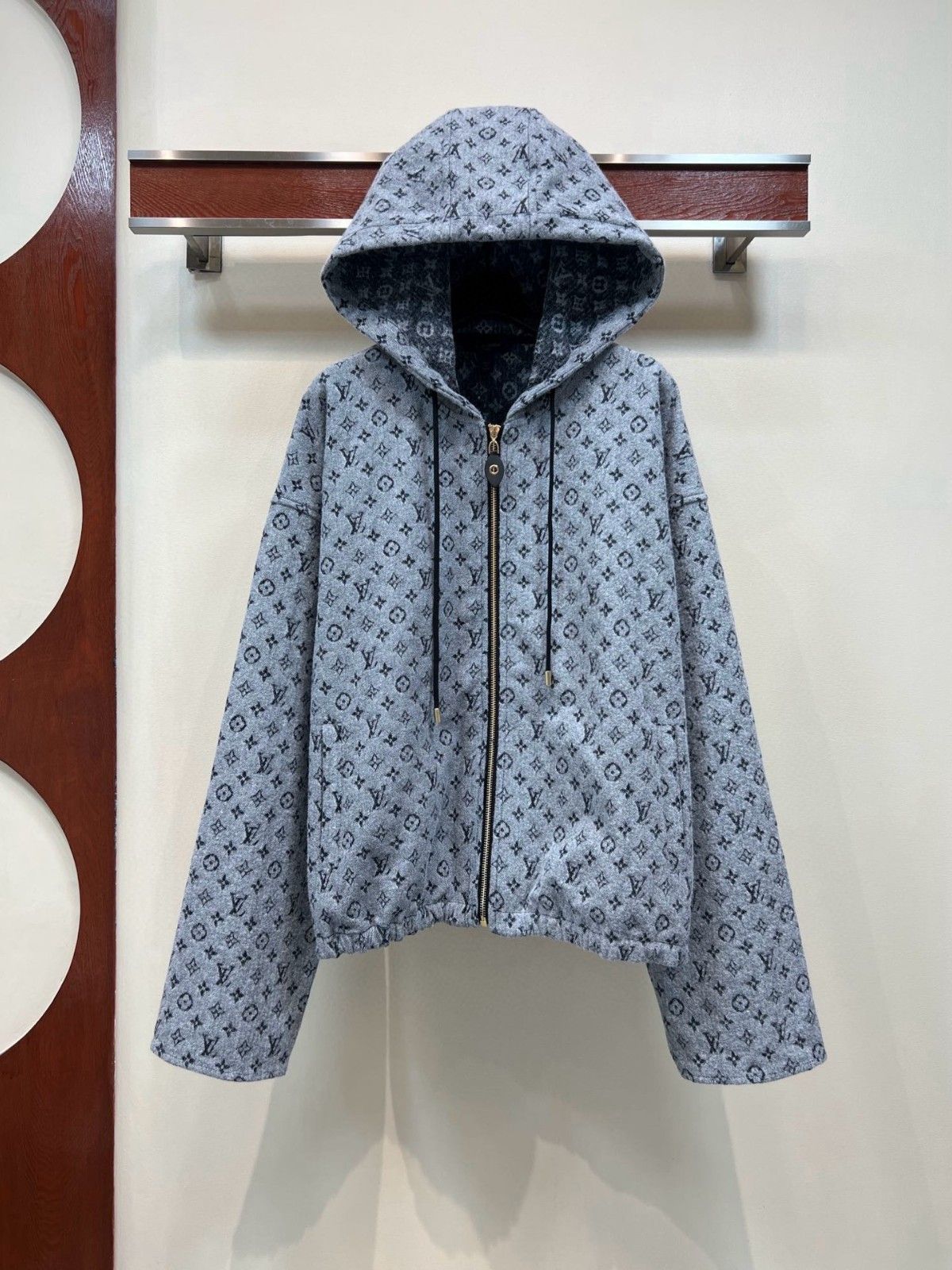 ルイヴィトン ジャケット フード付き 秋冬 レディース A31784