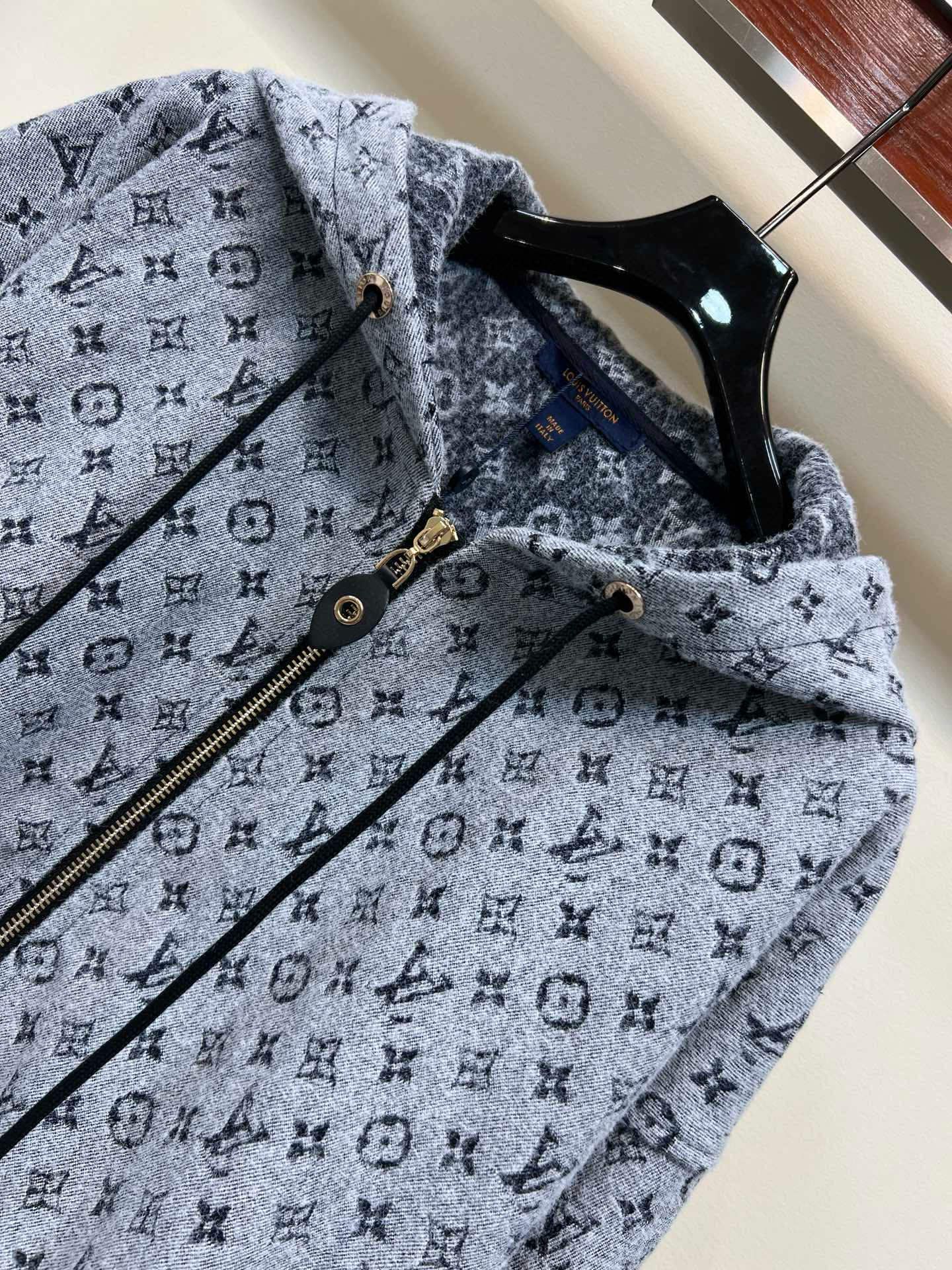 ルイヴィトン ジャケット フード付き 秋冬 レディース A31784