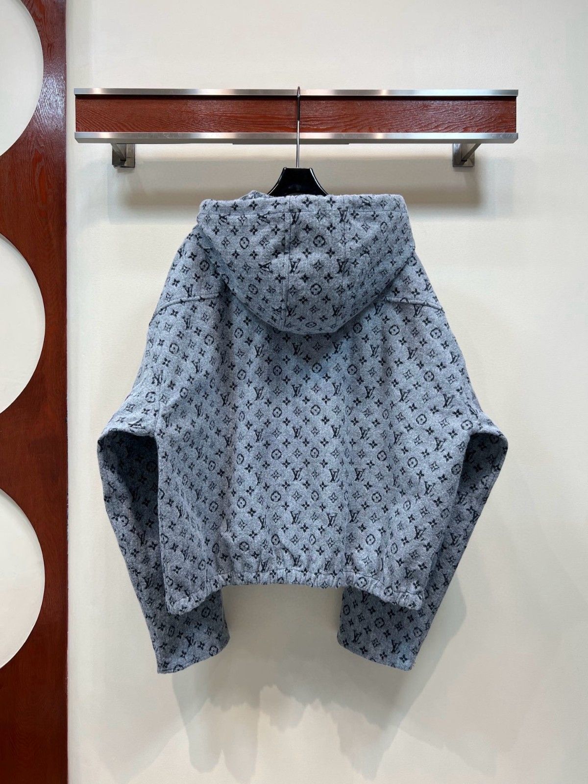 ルイヴィトン ジャケット フード付き 秋冬 レディース A31784