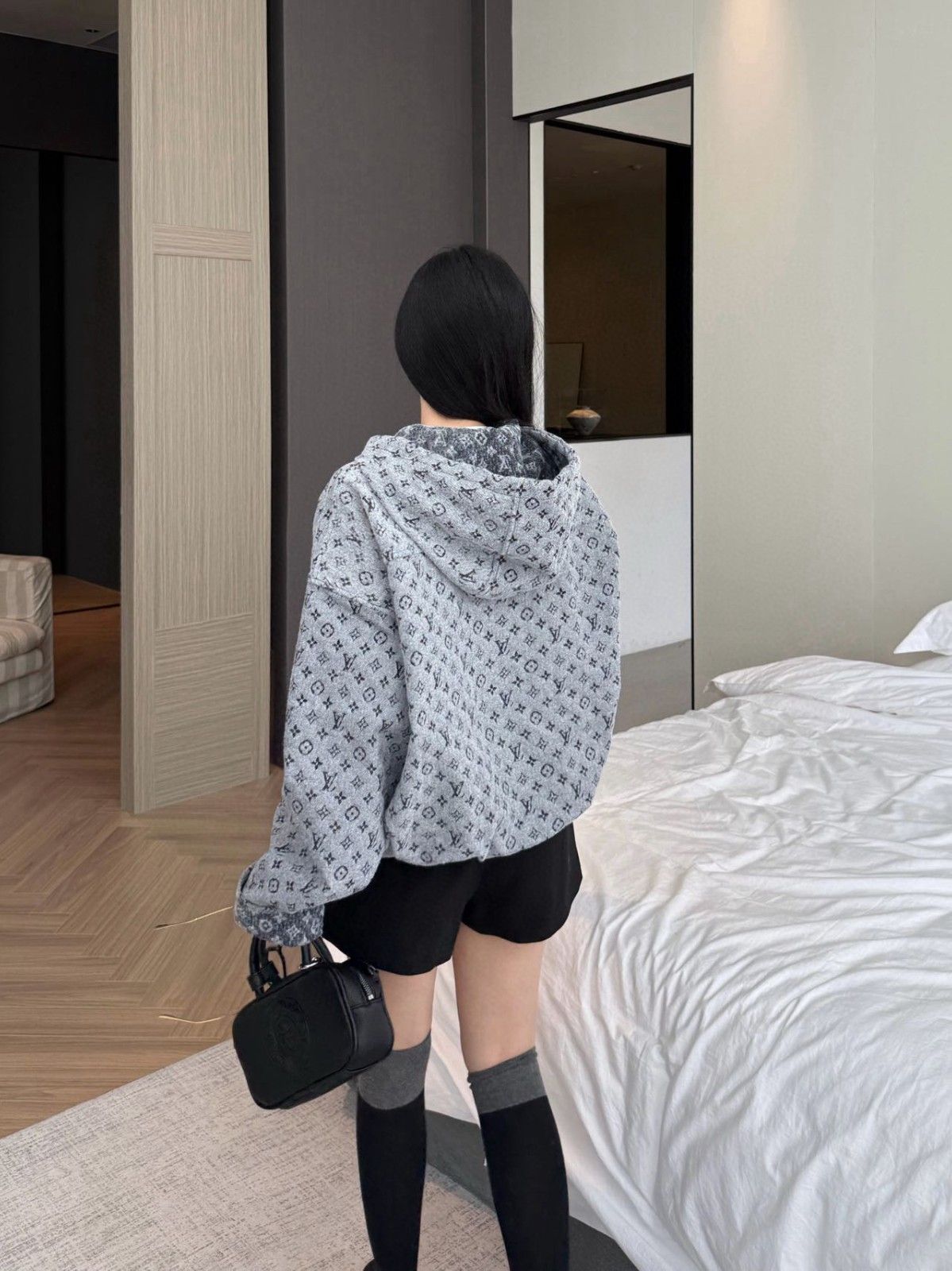 ルイヴィトン ジャケット フード付き 秋冬 レディース A31784