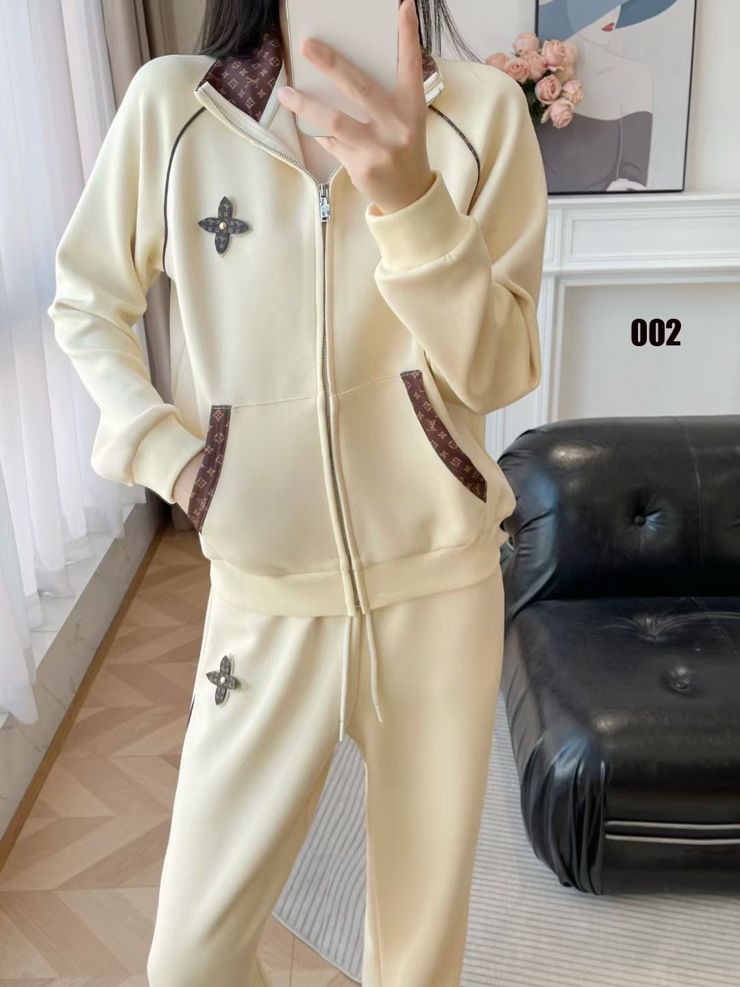 ルイヴィトン 上下セット レディース カジュアル A31791