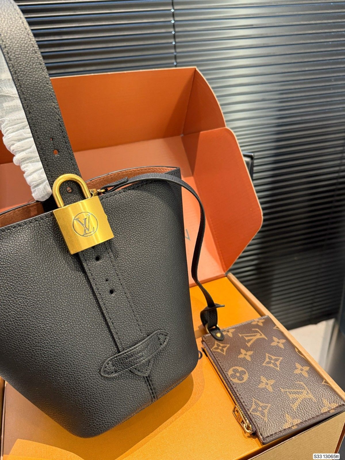 ルイヴィトン ALL IN BB バケットバッグ 高品質 オシャレ A31825