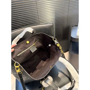 ルイヴィトン all in one トートバッグ 激安 A31824