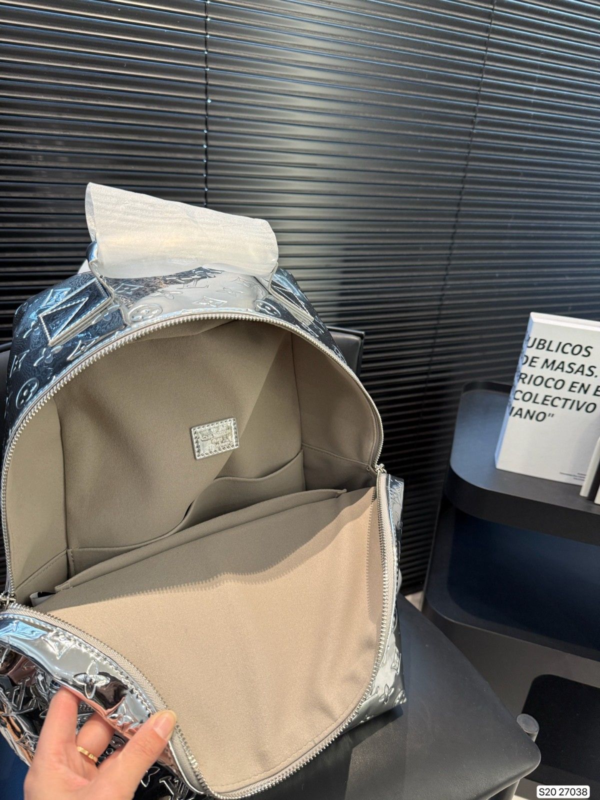 ルイヴィトン バックパック通勤 日常 ファション A31822