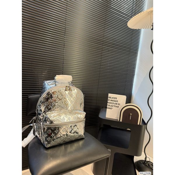 ルイヴィトン バックパック通勤 日常 ファション A31822