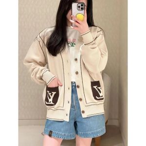 ルイヴィトン ニットカーディガンセーター オシャレ A31812