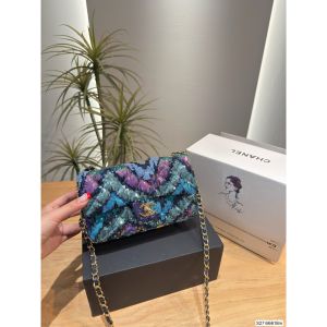 シャネル cf ショルダーバッグ 可愛い A31823