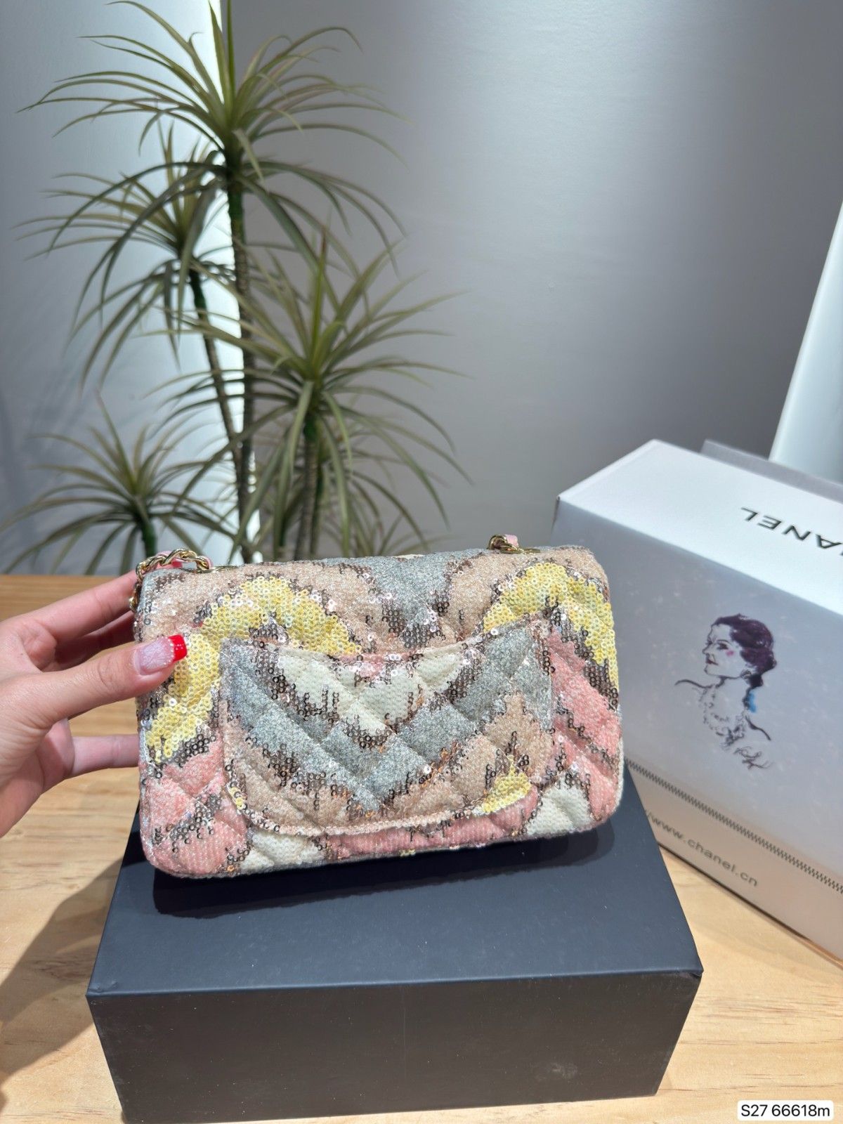 シャネル cf ショルダーバッグ 可愛い A31823