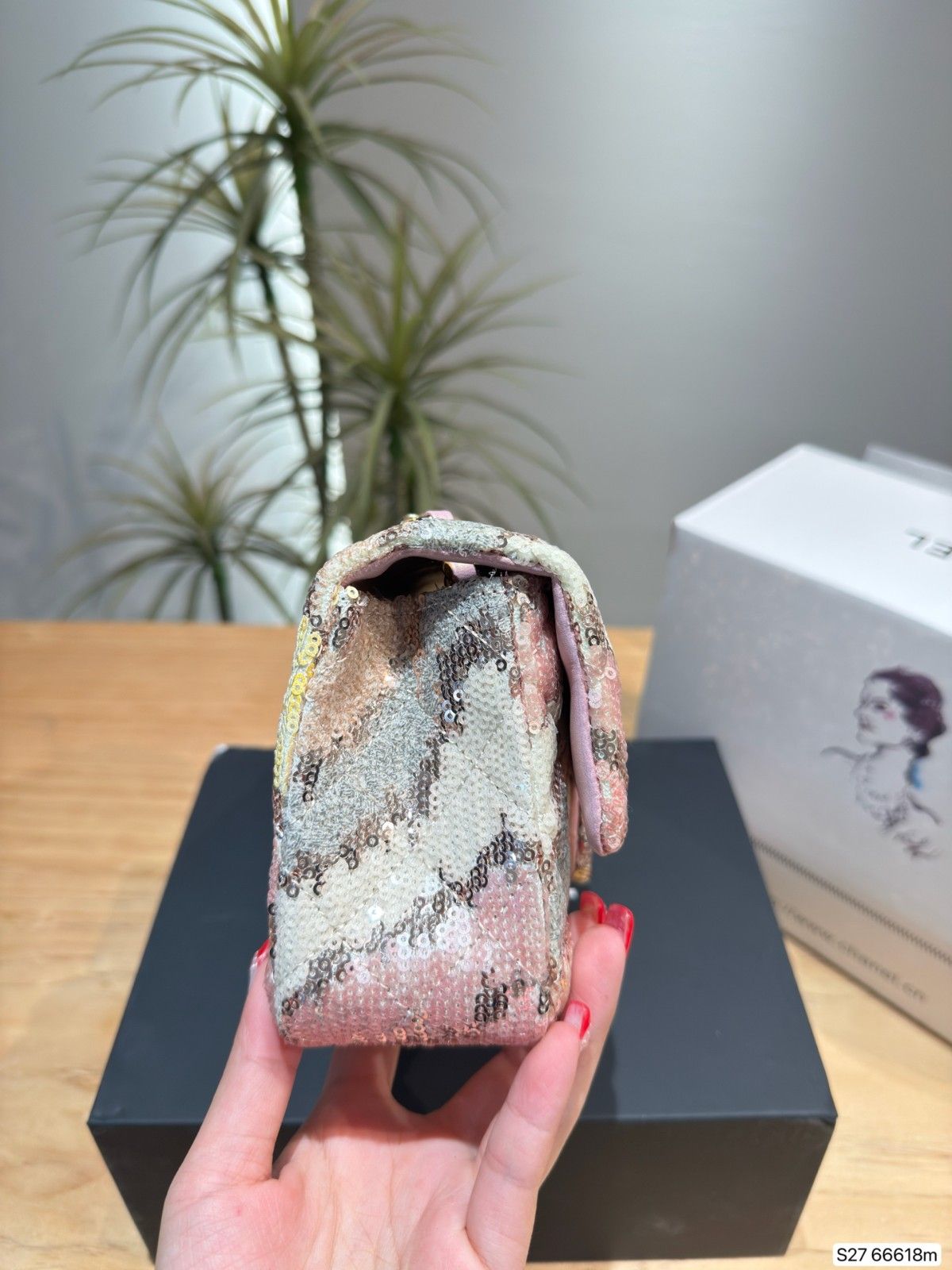 シャネル cf ショルダーバッグ 可愛い A31823