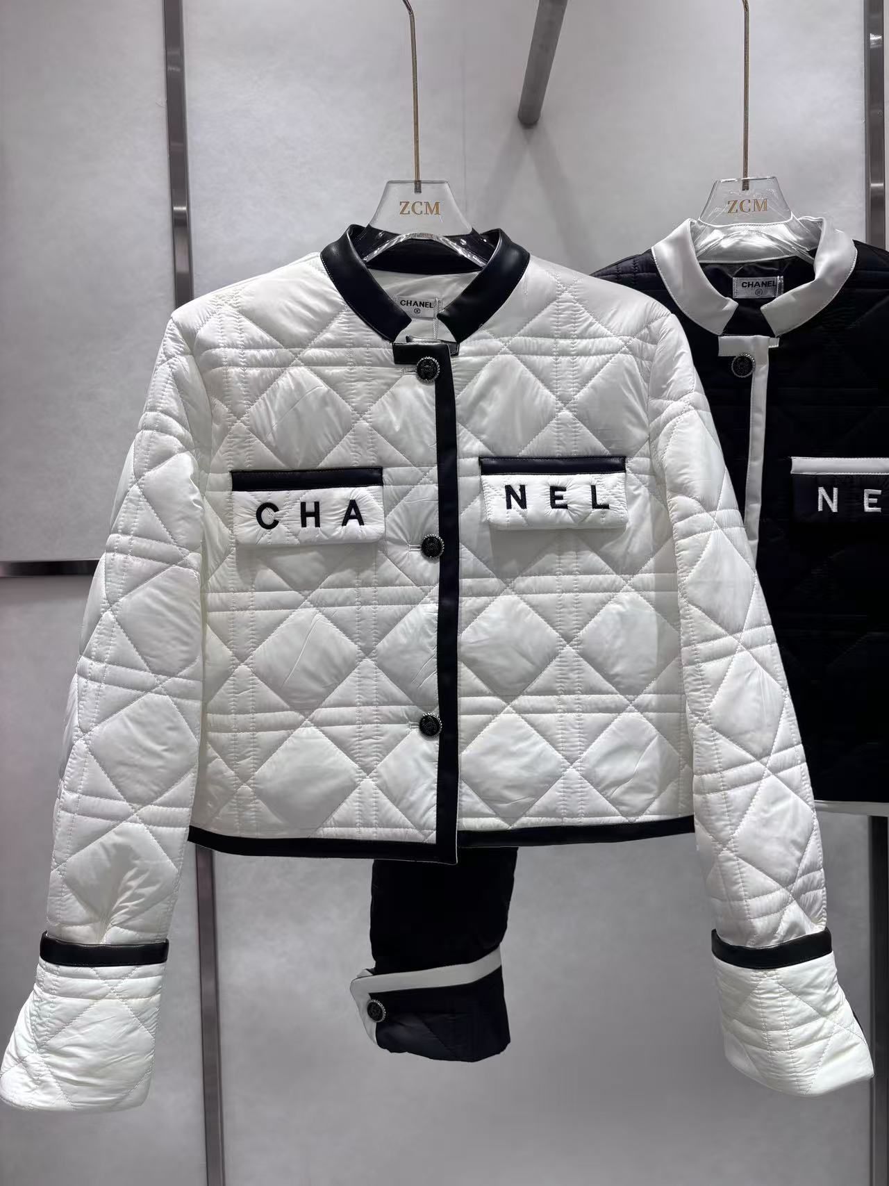 シャネル チェックの綿入りジャケット A31817