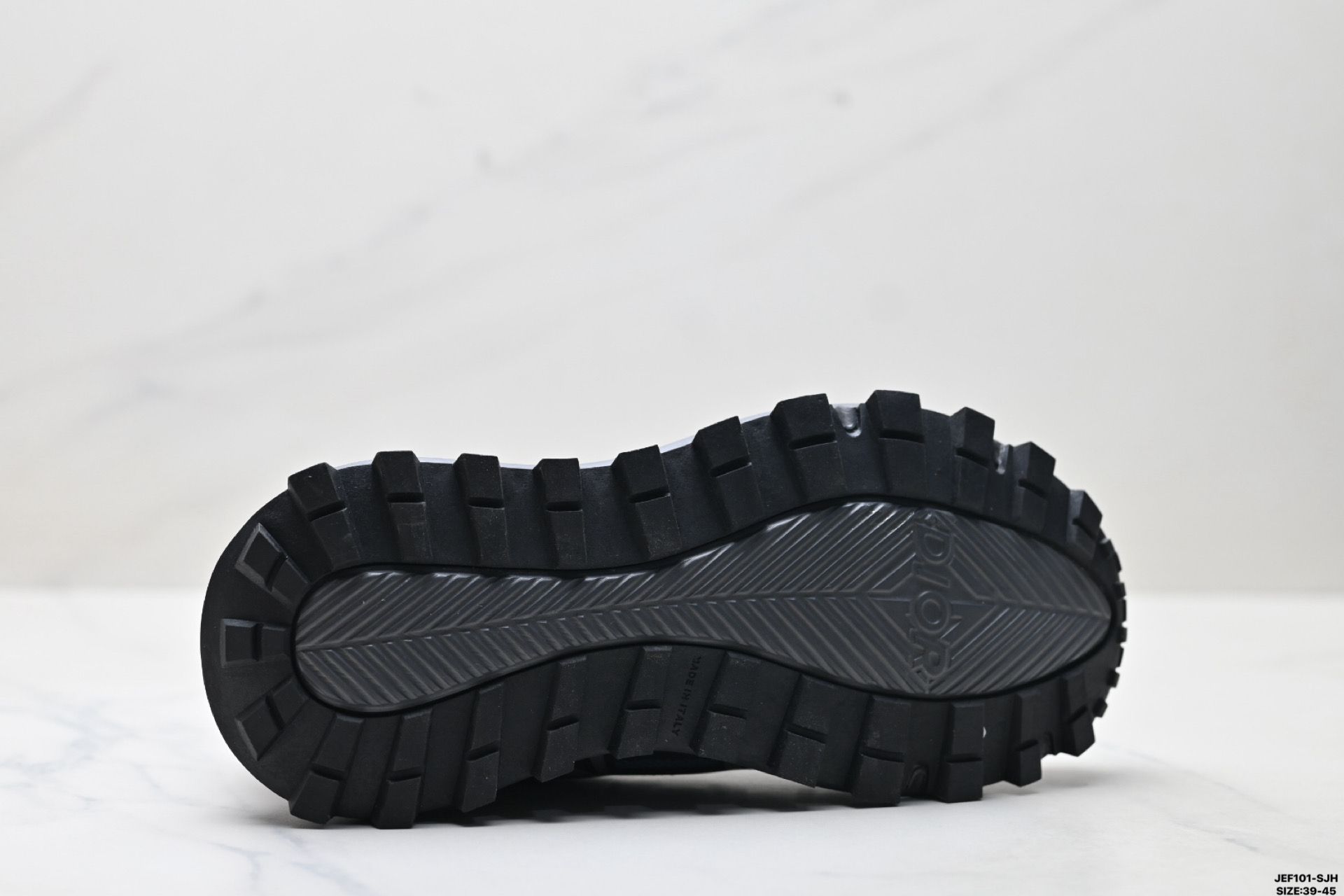 ディオール スニーカー カジュアル メンズ向け A31809