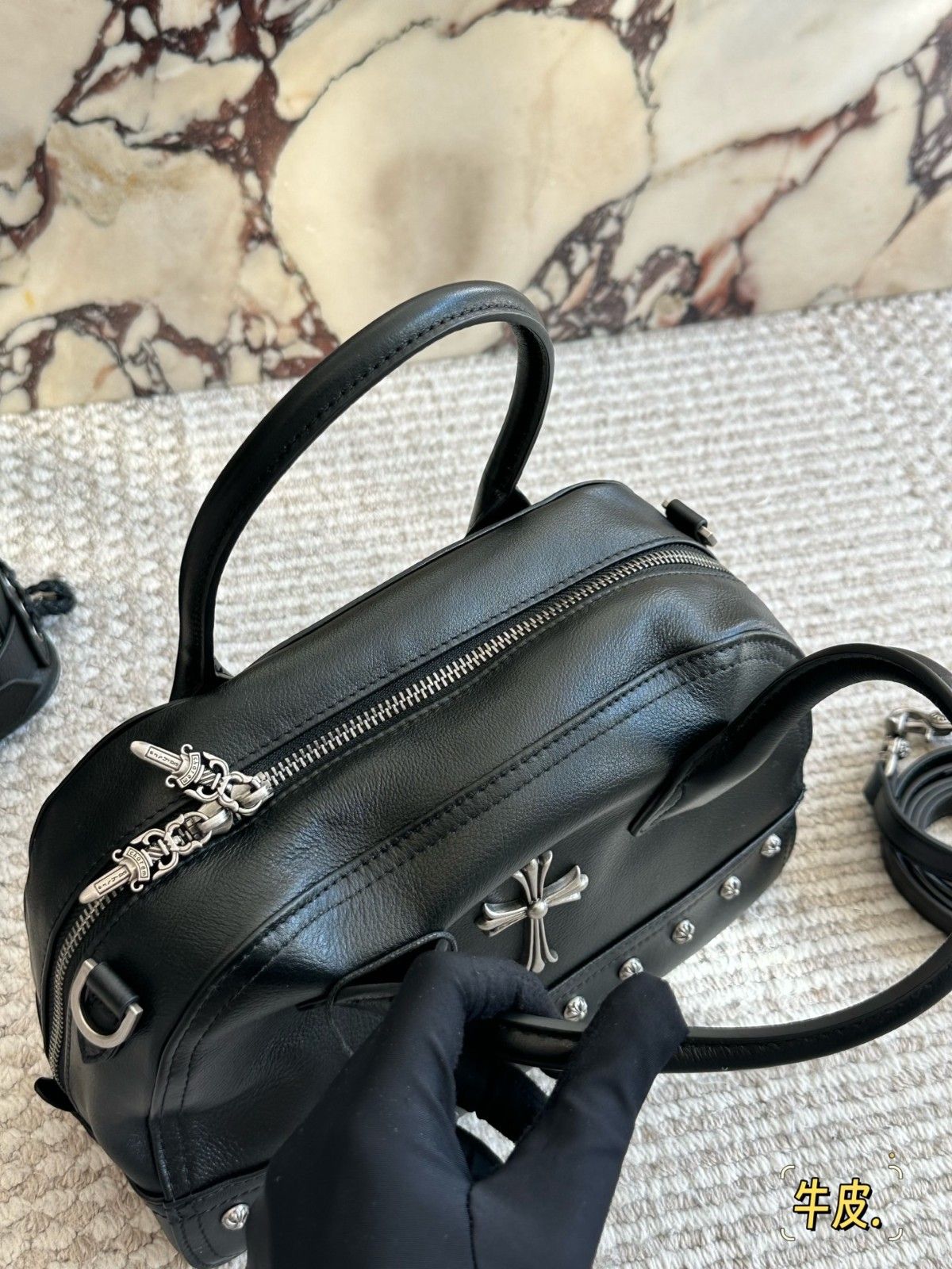 クロムハーツ ハンドバッグ 本革 高品質 カッコイイ A31820