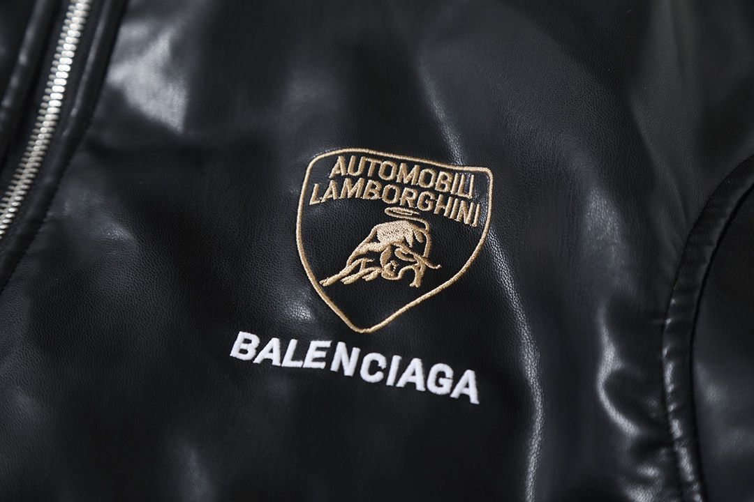 バレンシアガ レザージャケット BLCG 25FW カッコイイ A31811