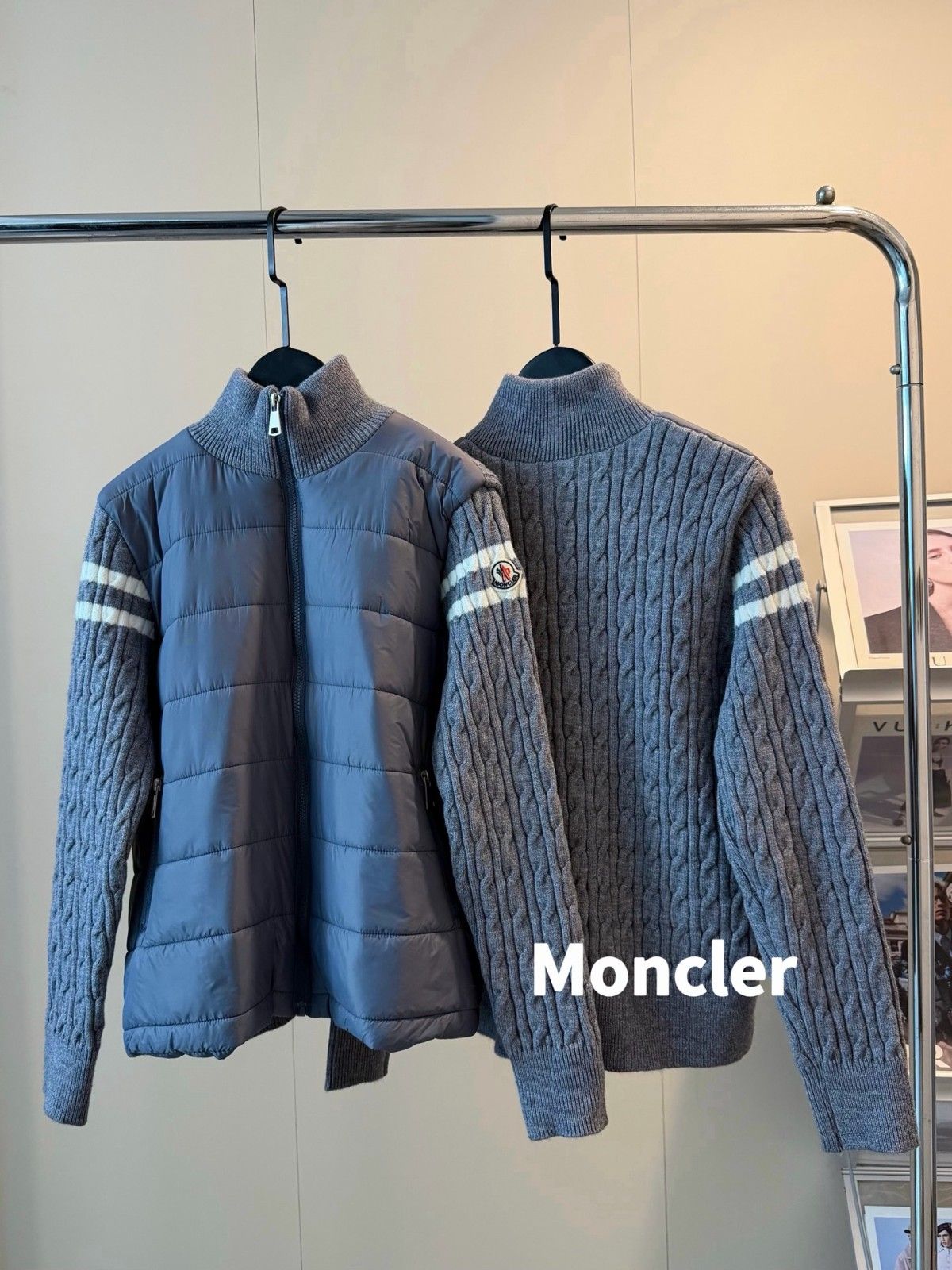 モンクレール パッチワーク袖のストライプニットダウンジャケット A31808