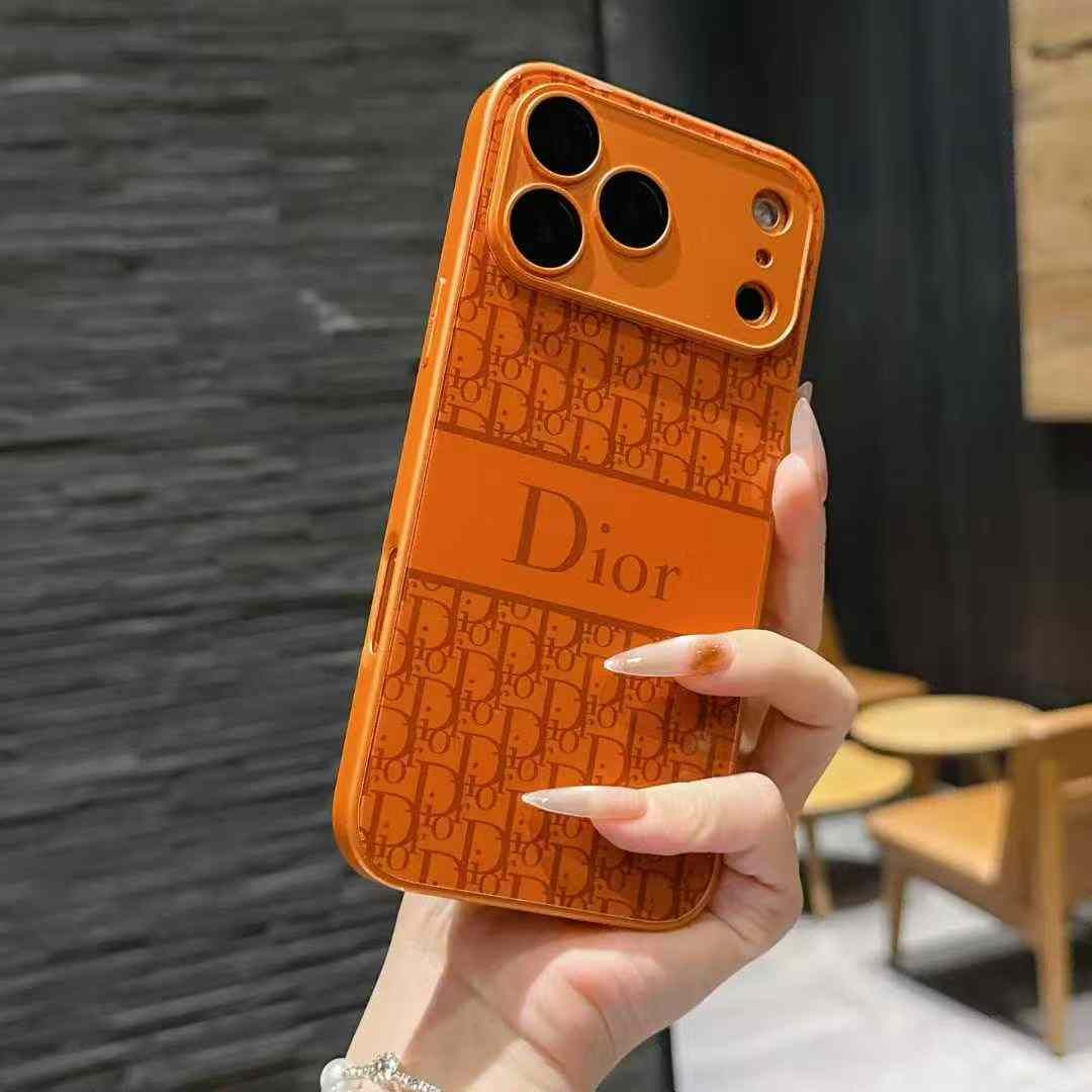 ディオールiPhone17/16/15/14/13ケース