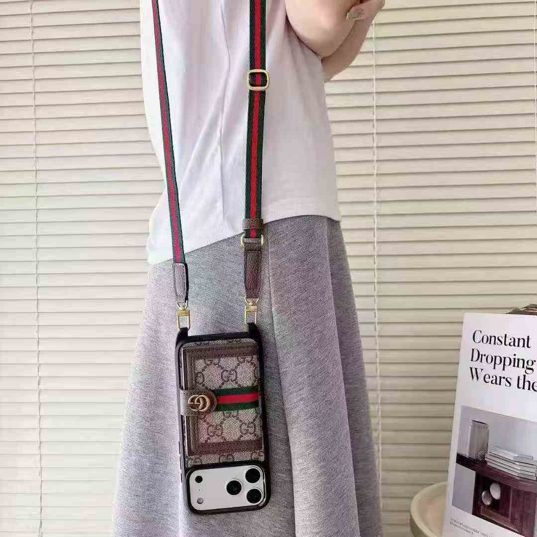 グッチ iPhone17/16/15/14/13/12/11ケース