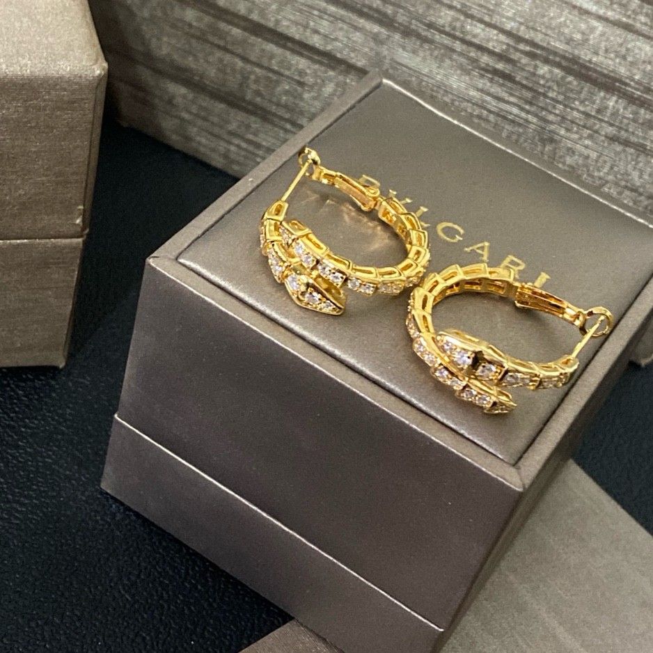 ブルガリ ピアス クラシック A31839