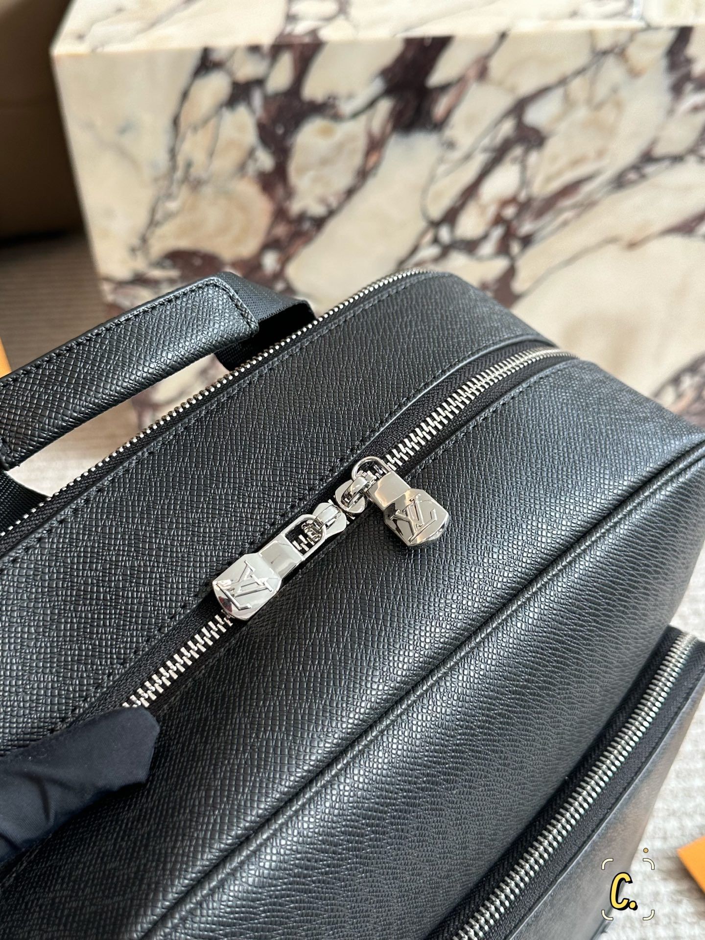 ルイヴィトン バックパック クラシック メンズ 高級 A31835