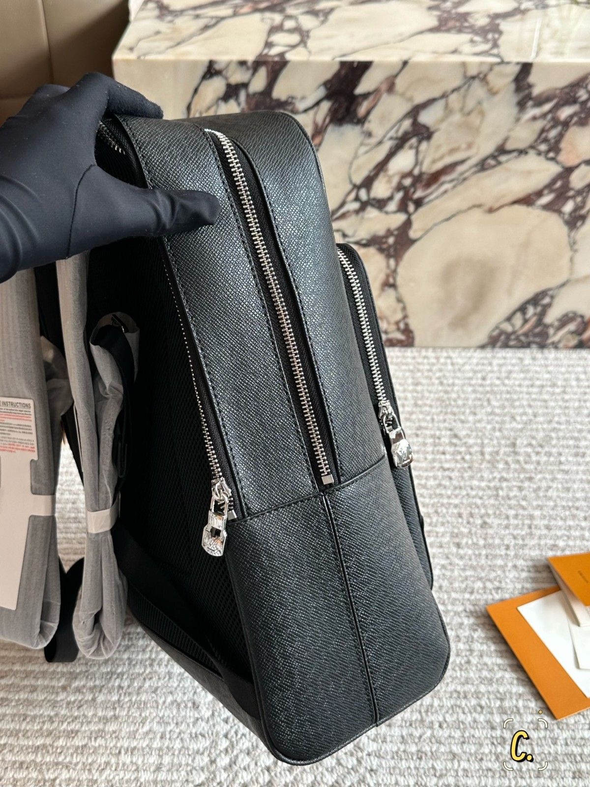 ルイヴィトン バックパック クラシック メンズ 高級 A31835