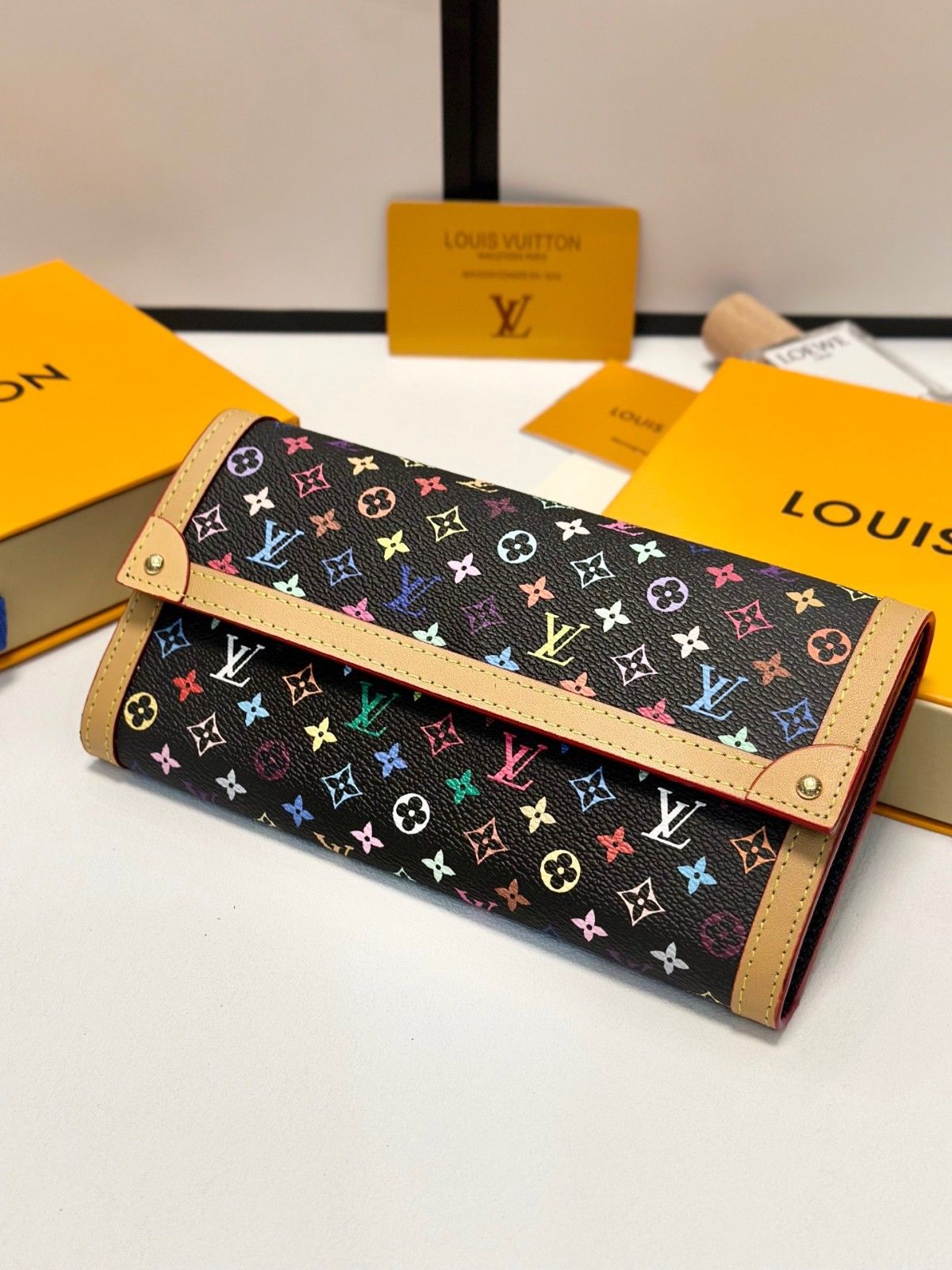 ルイヴィトン 長財布 クラシック A31827