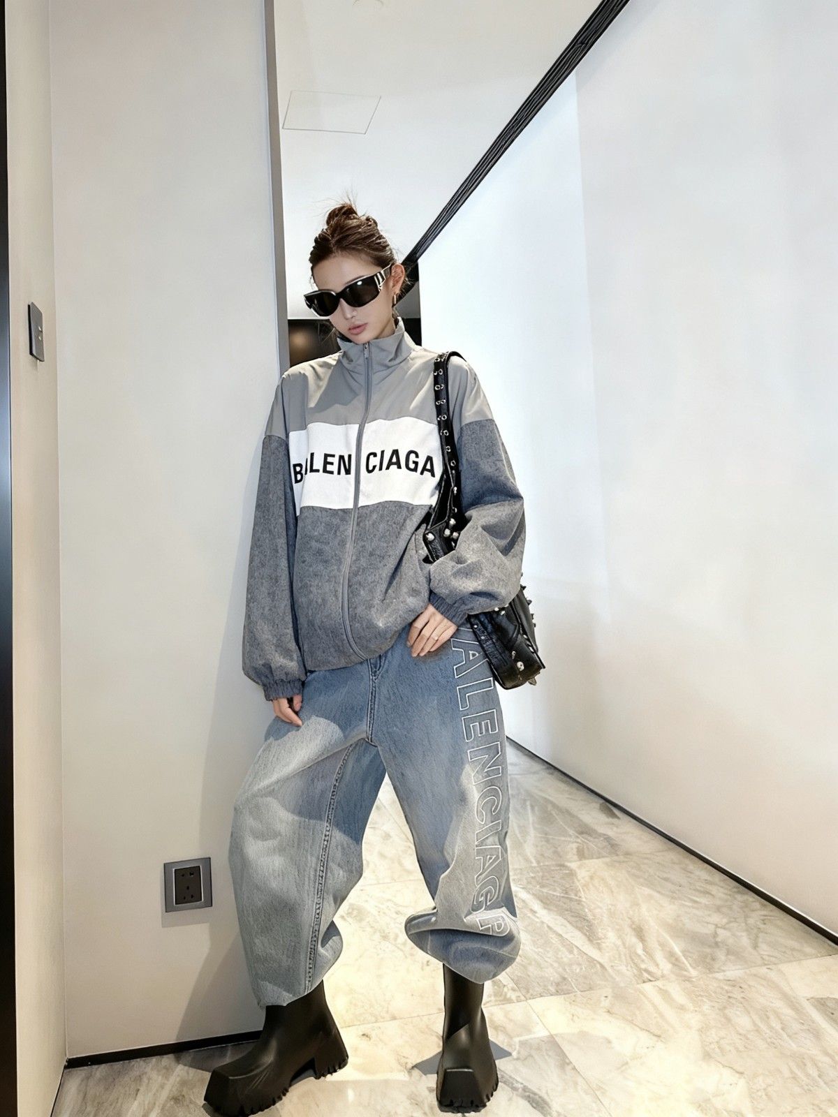 バレンシアガ ジャケット BLCG 25FW ゆったり A31833