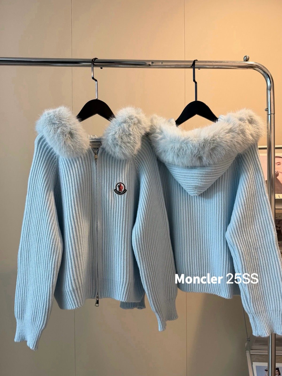 モンクレール ジャケット ニット レディース 可愛い A31830