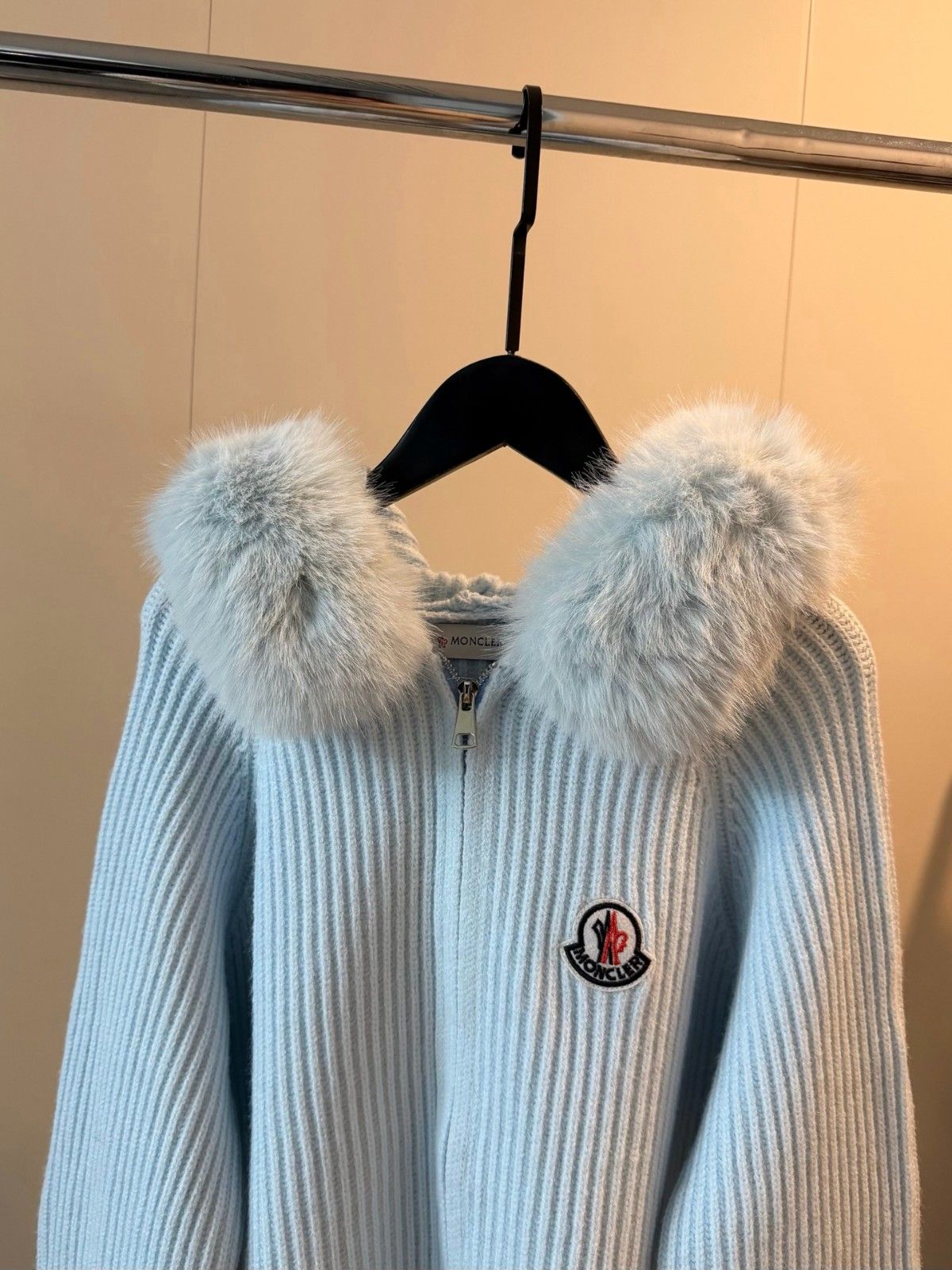 モンクレール ジャケット ニット レディース 可愛い A31830