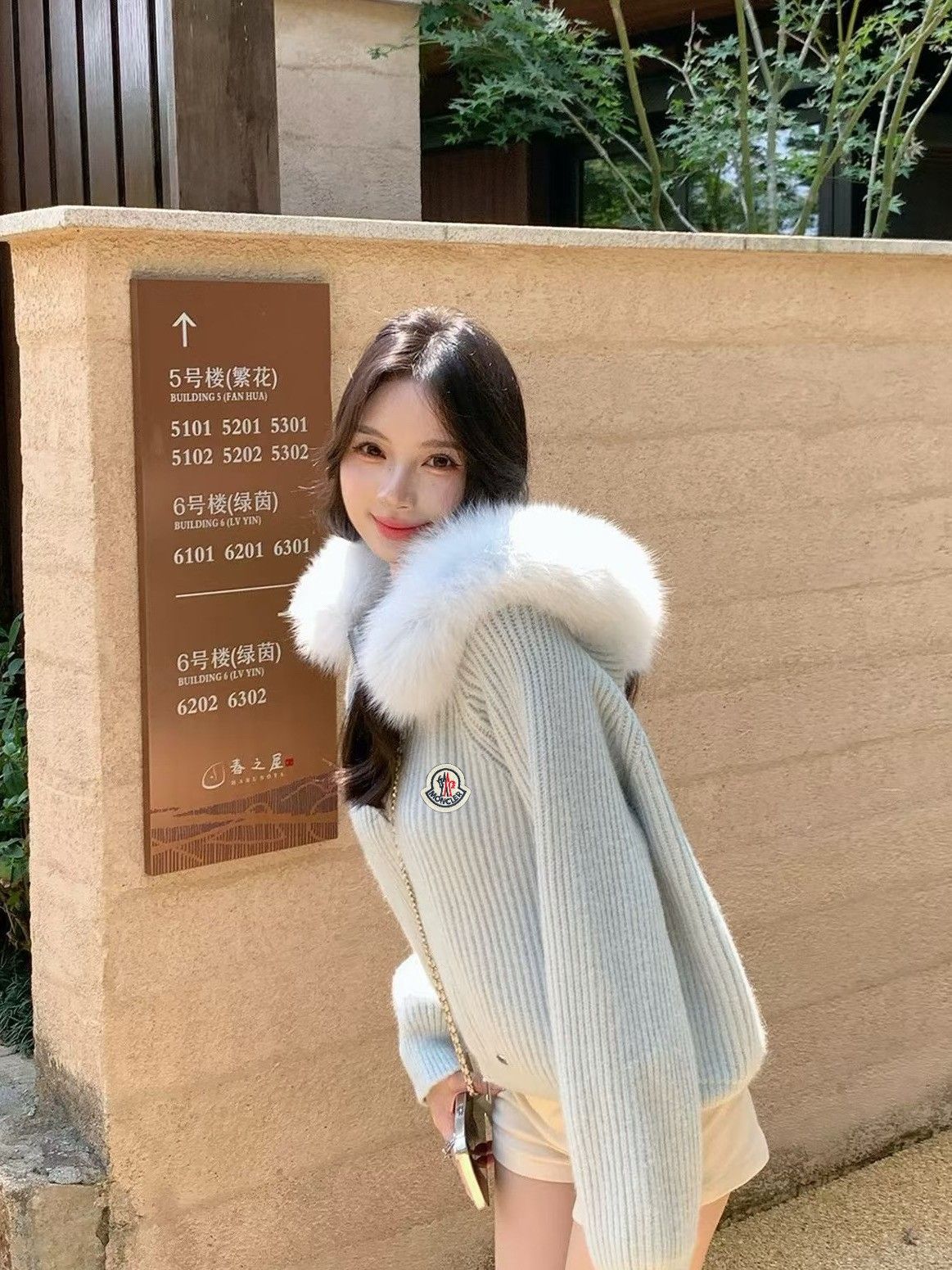 モンクレール ジャケット ニット レディース 可愛い A31830