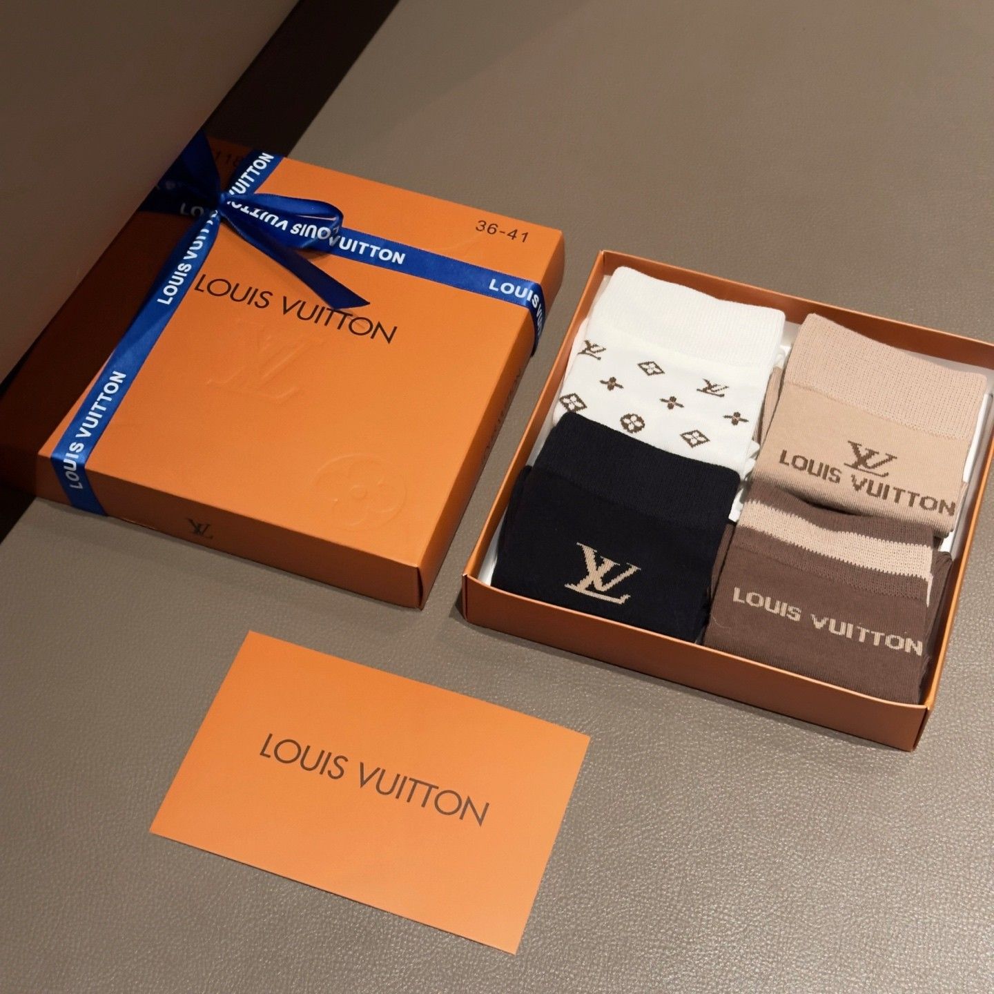 ルイヴィトン 靴下 4足セット A31853