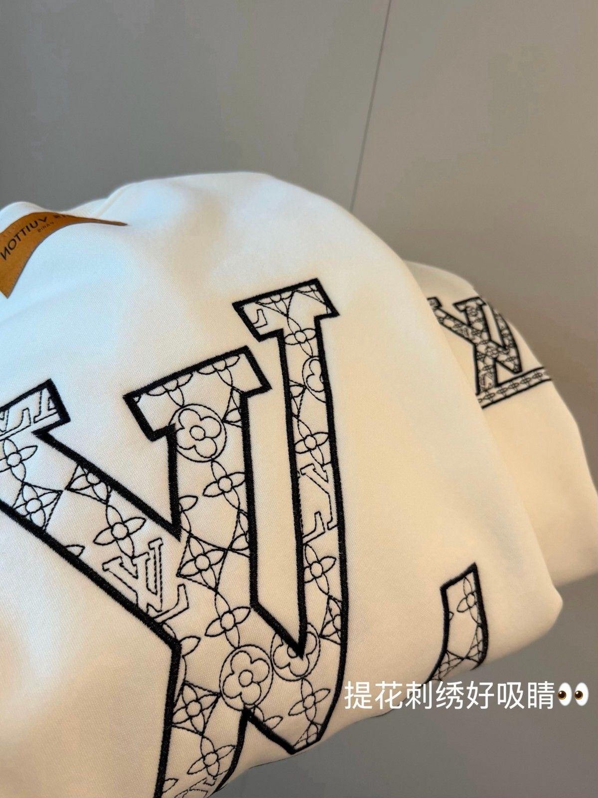 ルイヴィトン トレーナー スウェットシャツ 刺繍 A31844