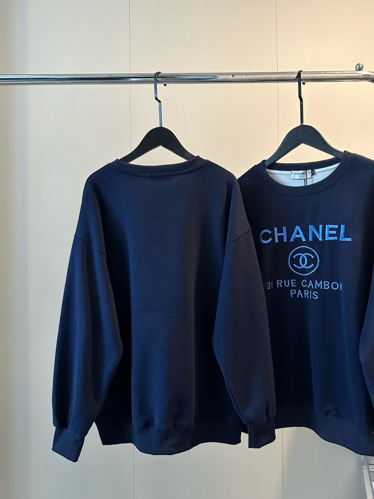 シャネル トレーナー 刺繍 可愛い ゆったり A31846