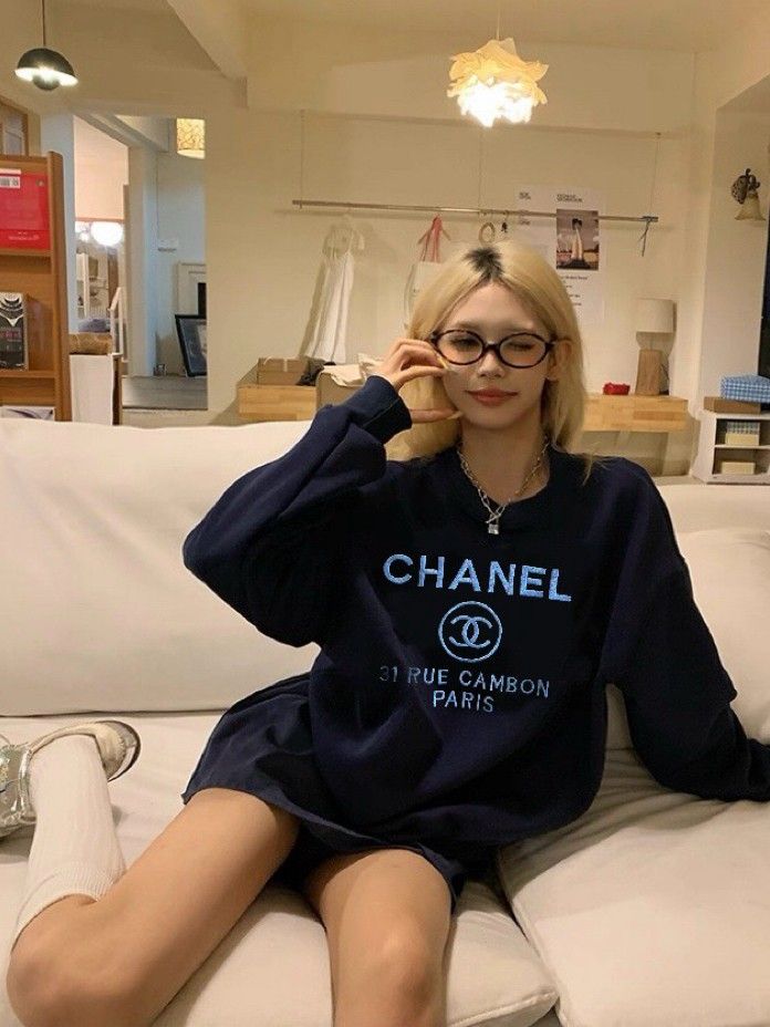 シャネル トレーナー 刺繍 可愛い ゆったり A31846