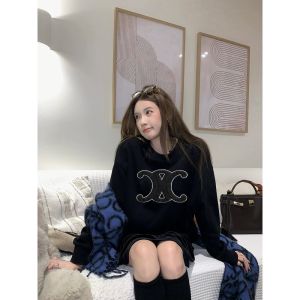 セリーヌ トレーナー 刺繍 可愛い A31848