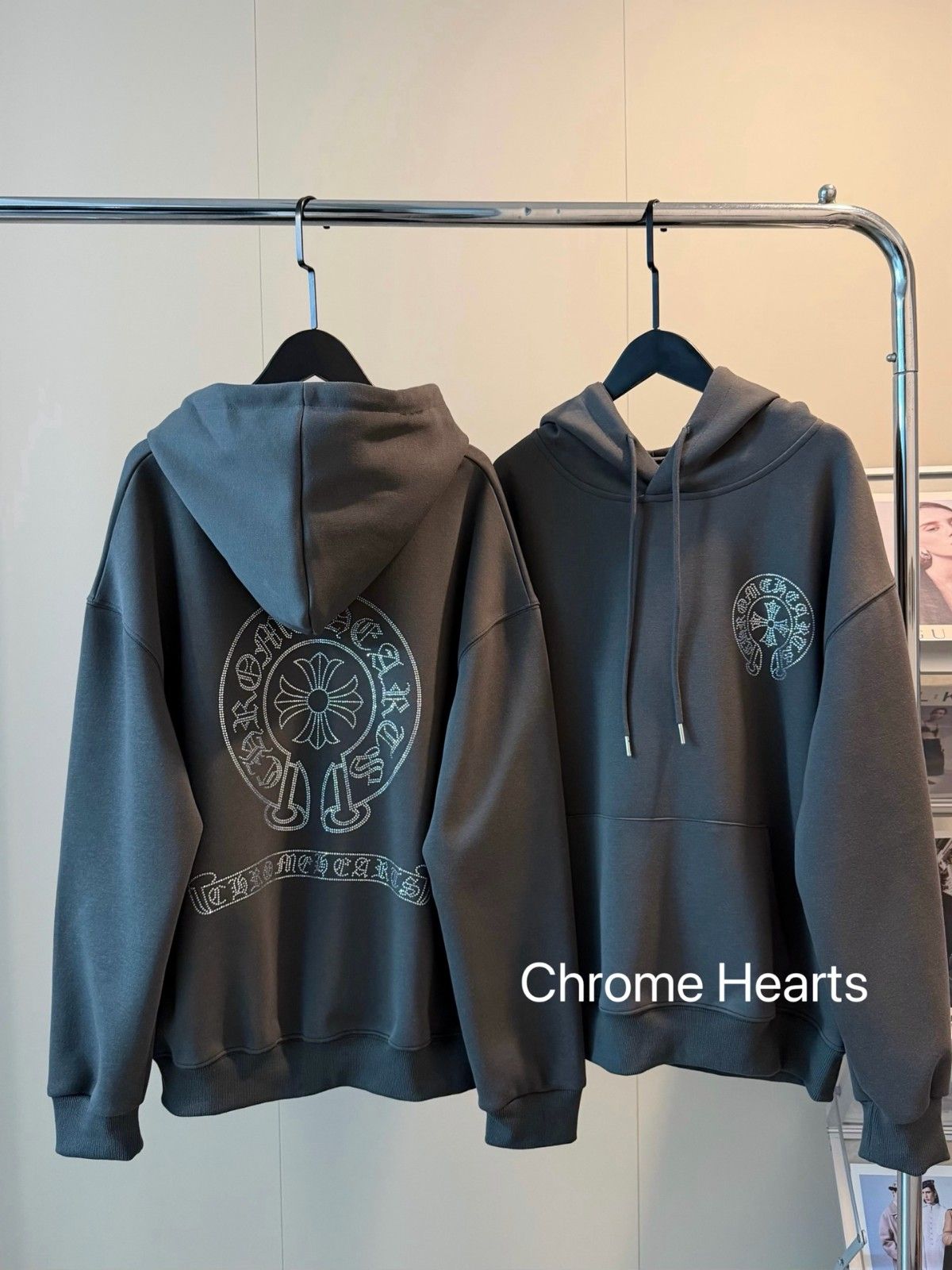 クロムハーツ パーカー 高級感 ゆったり A31847