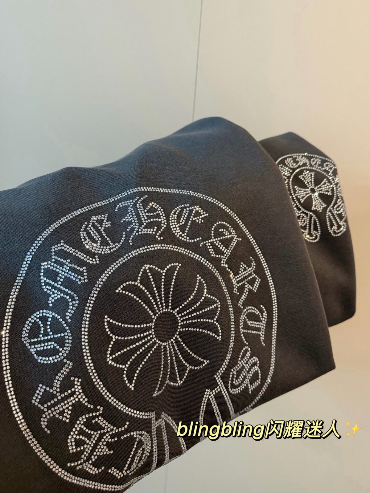 クロムハーツ パーカー 高級感 ゆったり A31847