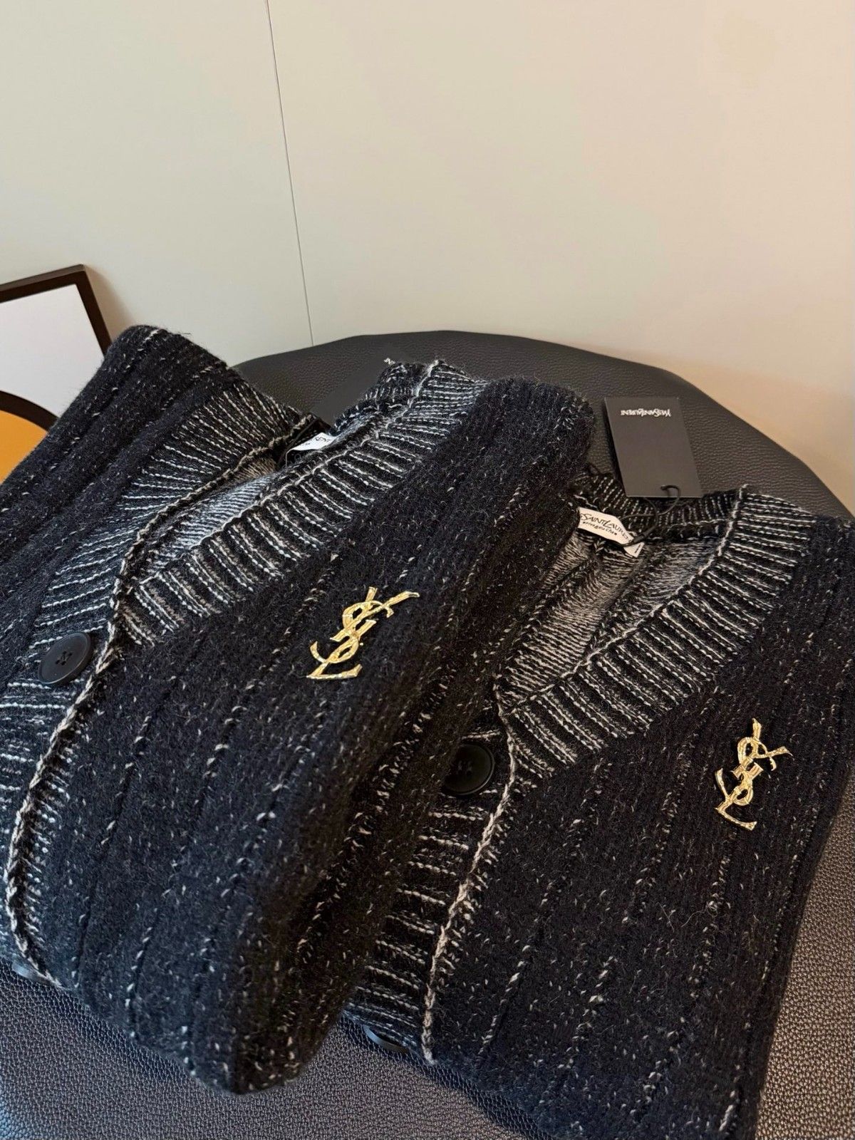 サンローラン カーディガン セーター ゆったり A31845