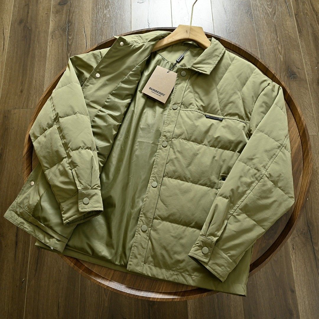 バーバリー ダウンジャケット メンズ A31842