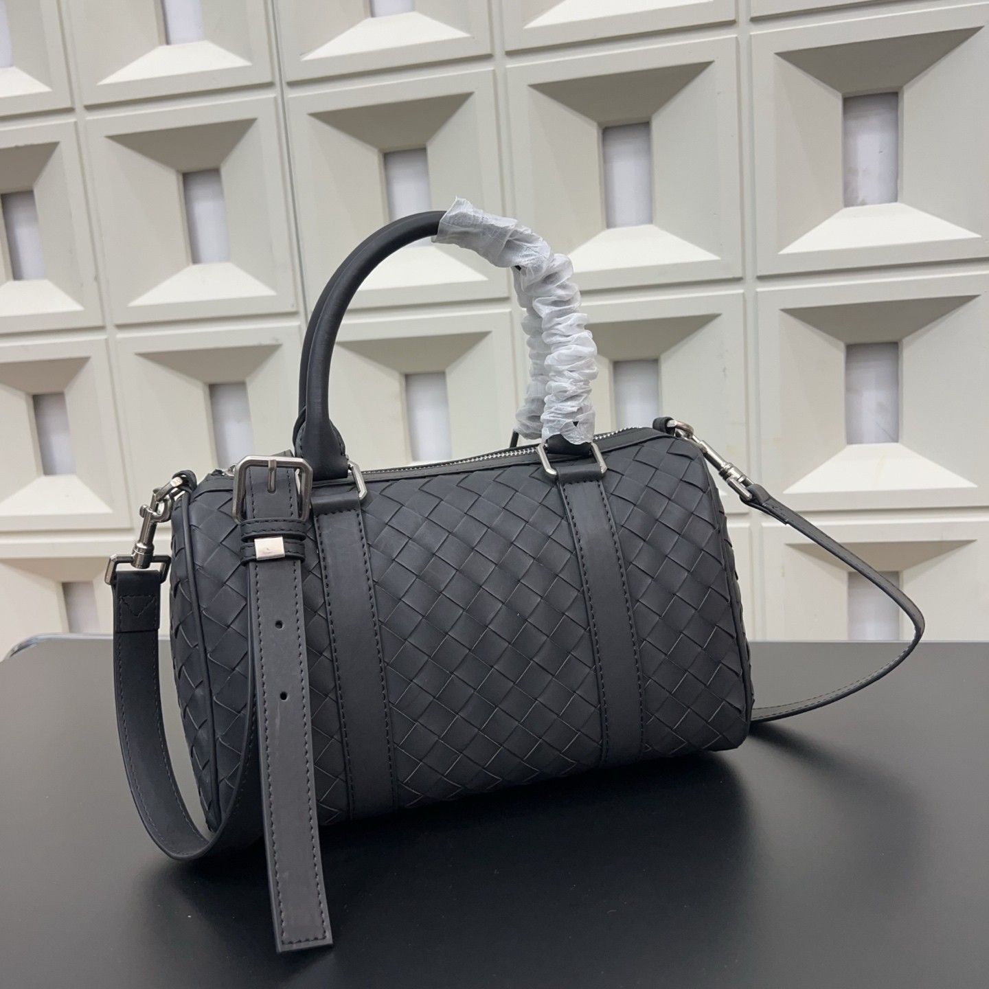 ボッテガ・ヴェネタ ショルダーバッグ クラシック A31826