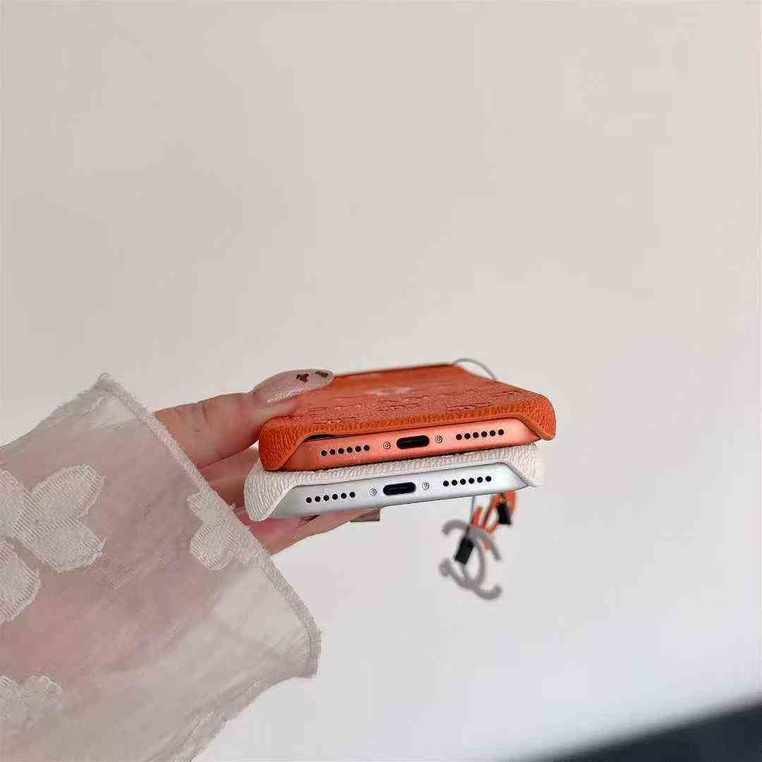 シャネル iPhone17/16/15/14/13/12/11/x/8/7ケース