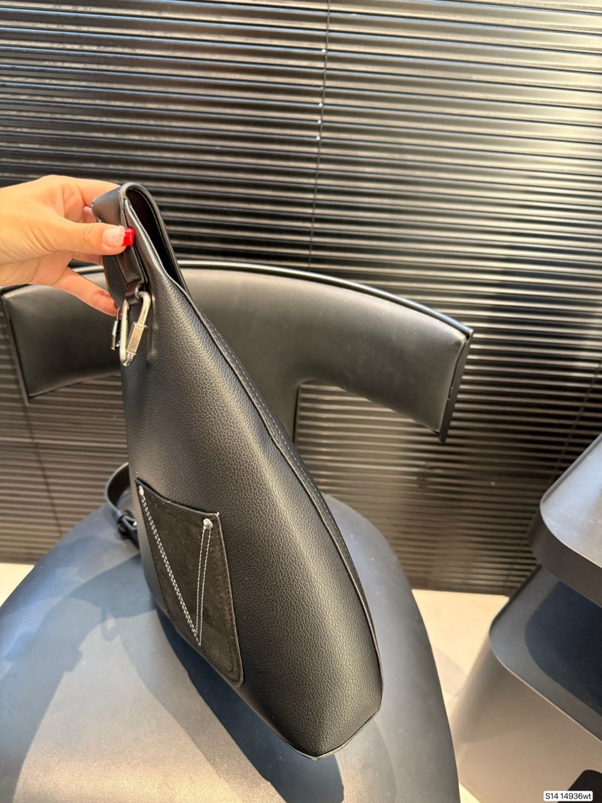 ルイヴィトン ルイヴィトン ボディバッグ ウエストバッグ A31868