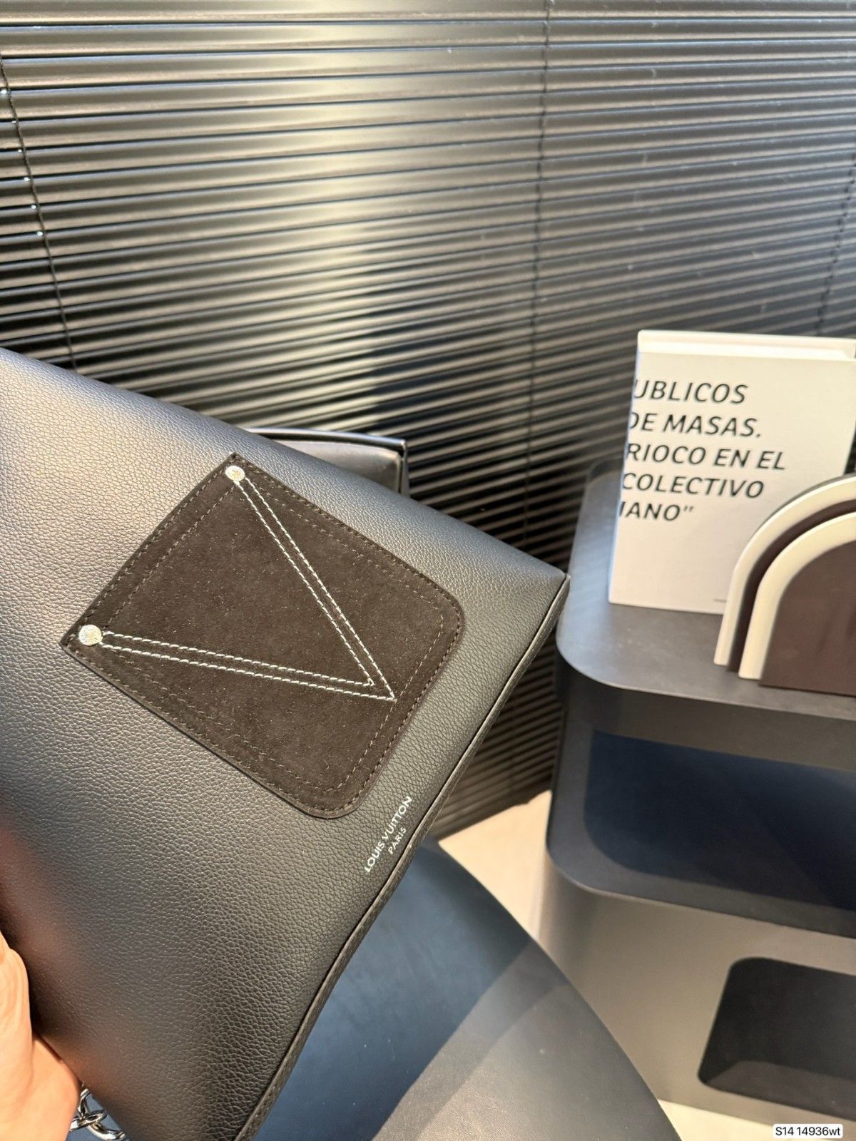 ルイヴィトン ルイヴィトン ボディバッグ ウエストバッグ A31868