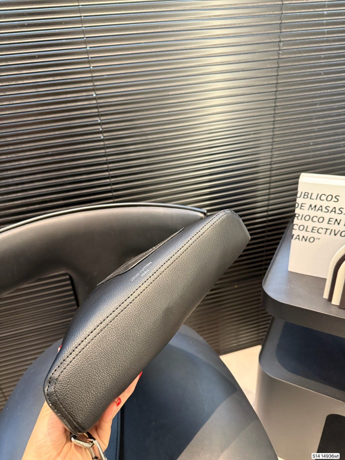 ルイヴィトン ルイヴィトン ボディバッグ ウエストバッグ A31868