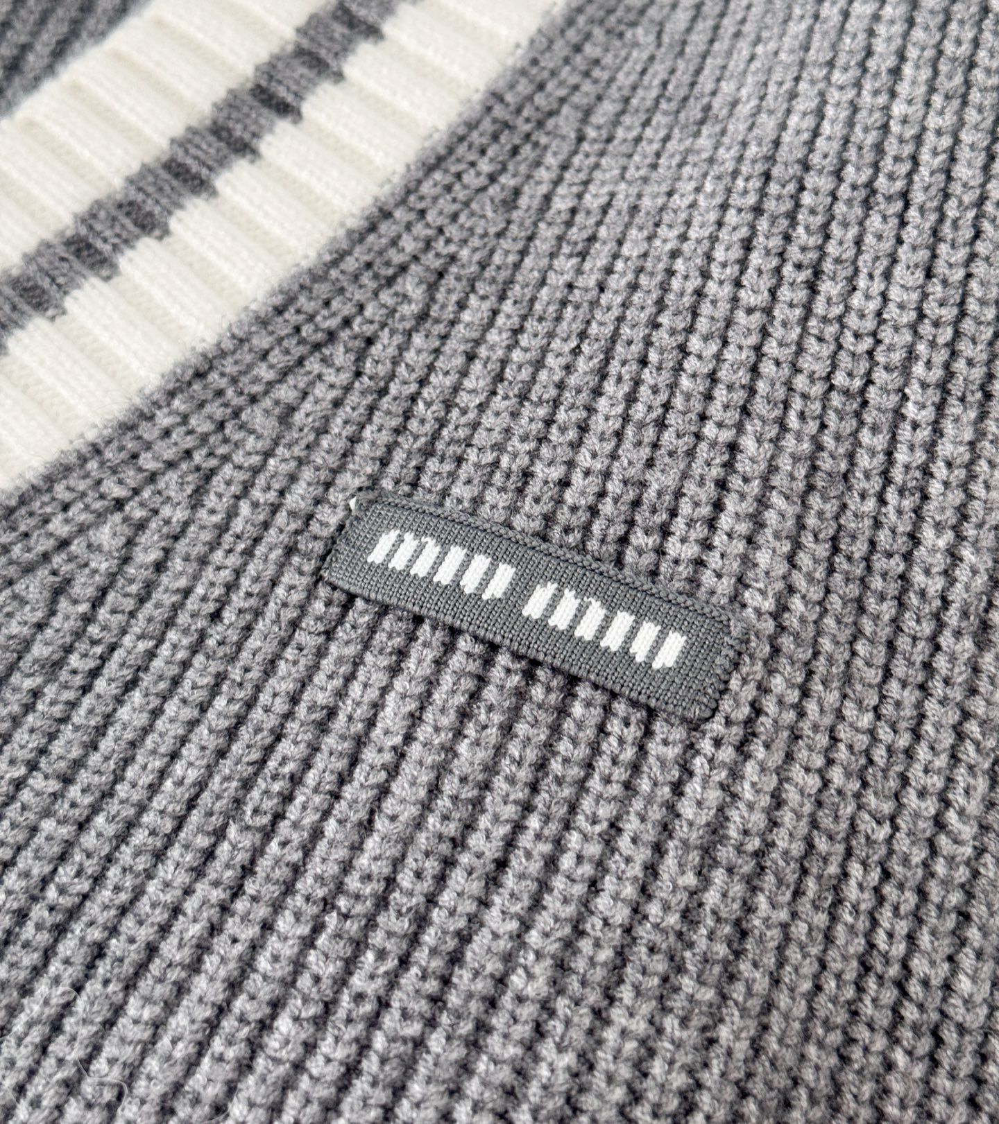 ミュウミュウ ニットカーディガン レディース A31859