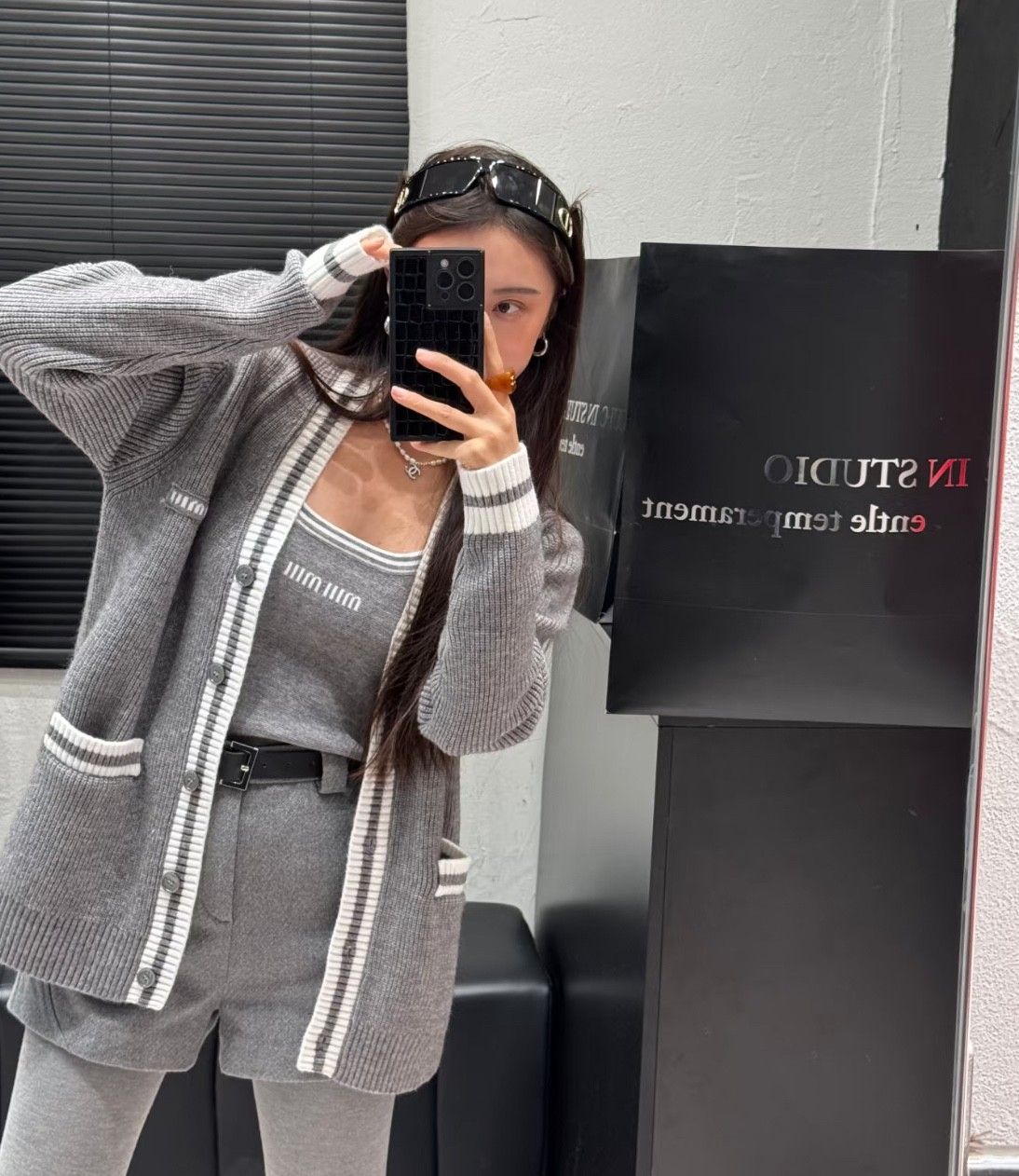 ミュウミュウ ニットカーディガン レディース A31859