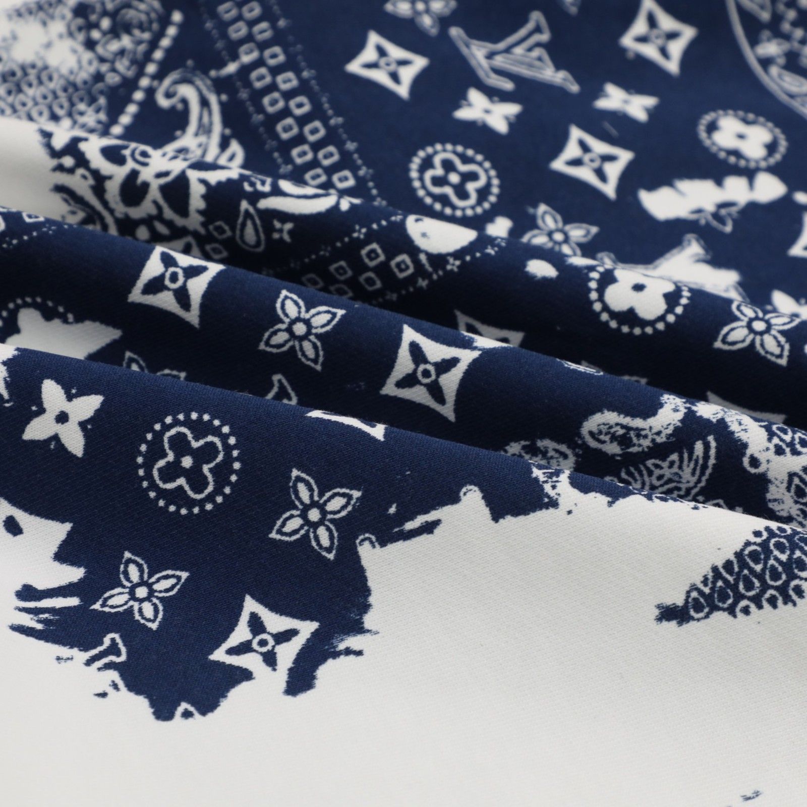 ルイヴィトン トレーナー スウェットシャツ クラシック A31872